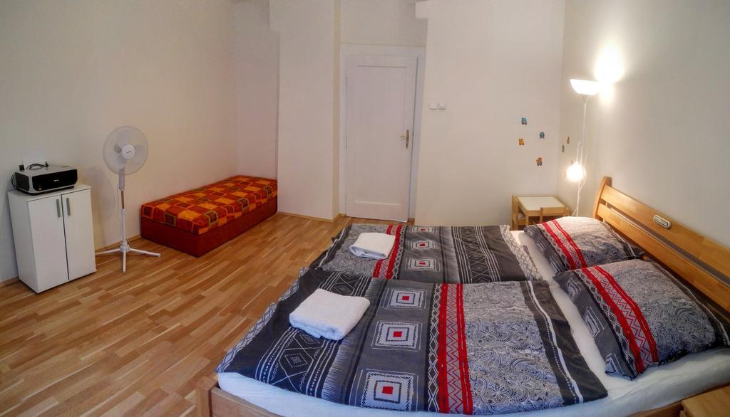 Jezerka Apartments Prag Dış mekan fotoğraf
