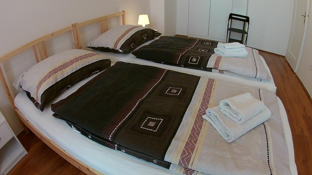Jezerka Apartments Prag Dış mekan fotoğraf