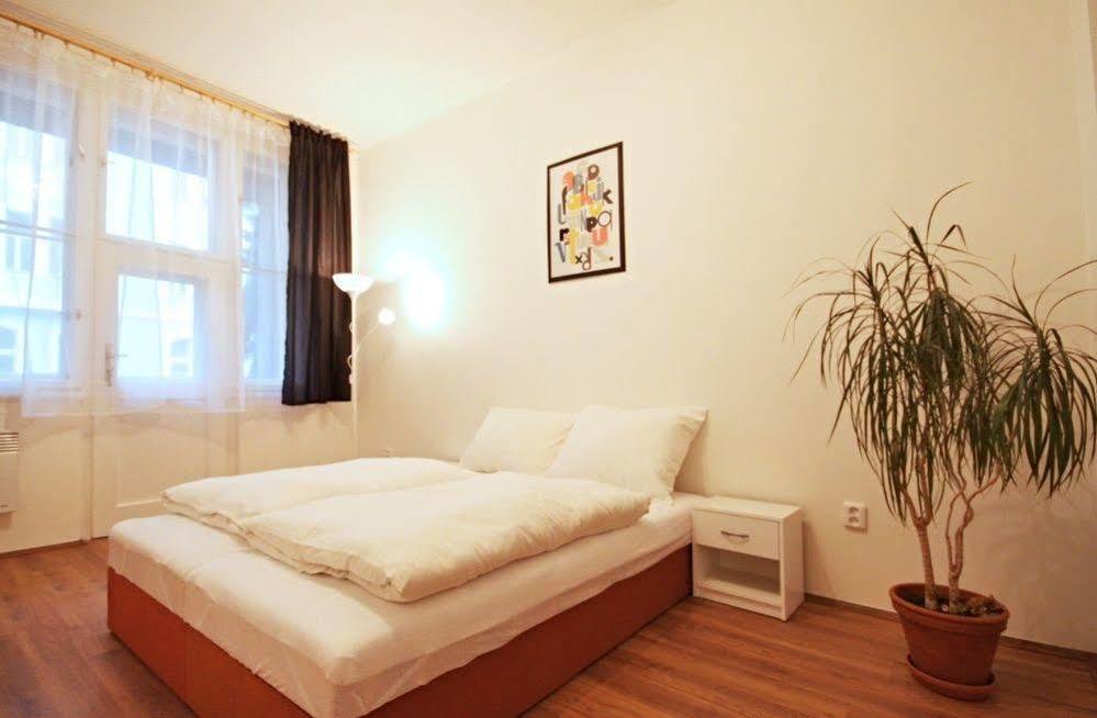Jezerka Apartments Prag Dış mekan fotoğraf